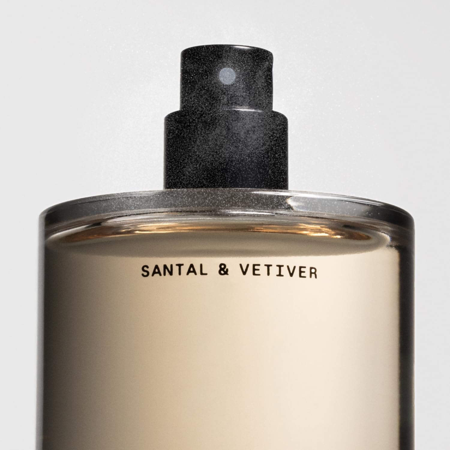 Hydrate & Refresh: Santal & Vetiver Scented Body Mist with Glycerin & Red Algae for Hair & Skin - Image 6