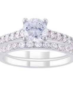 Sparkling Simulated Diamond Solitaire Engagement Ring in Sterling Silver - Round Cut Brilliance - High Quality Product Image